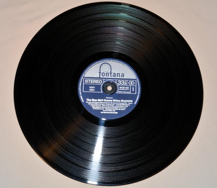 Walker Brothers - Sun Ain't Gonna Shine Anymore