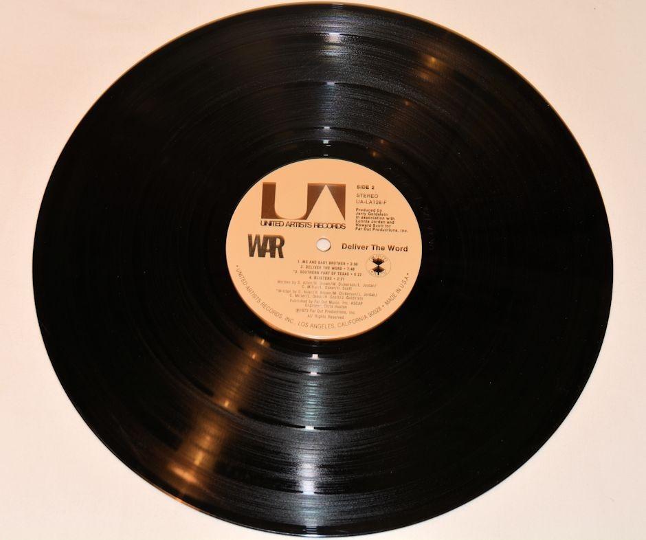 War - Deliver The Word