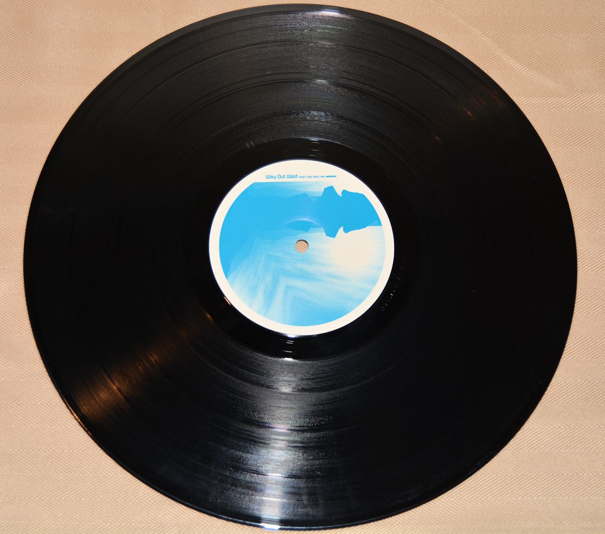 Way Out West - Don't Look Now