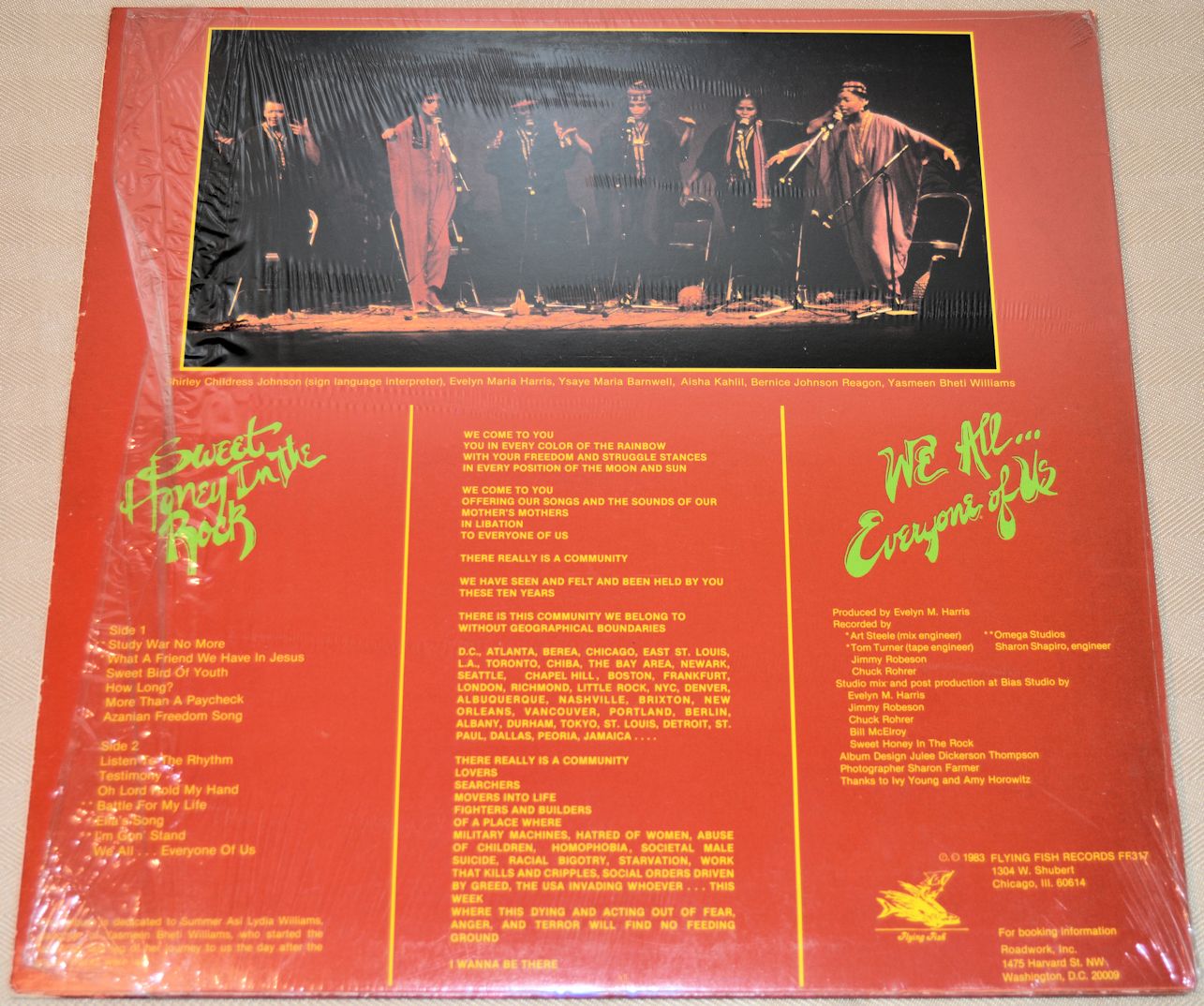 Sweet Honey In The Rock - We All Everyone Of Us